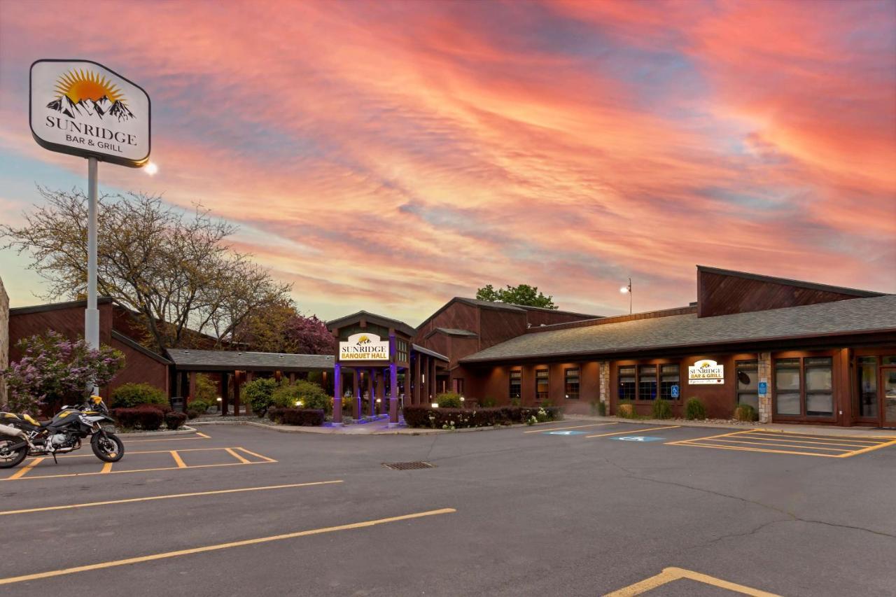 Best Western Sunridge Inn & Conference Center Baker City Exterior photo